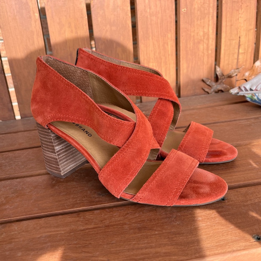 Lucky Brand Suede Chunky Block Heels Orange 10 EUC
